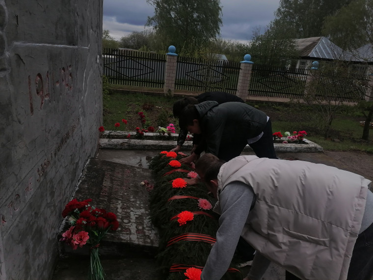 Митинг посвященный Дню Победы «Героям войны посвящается»..